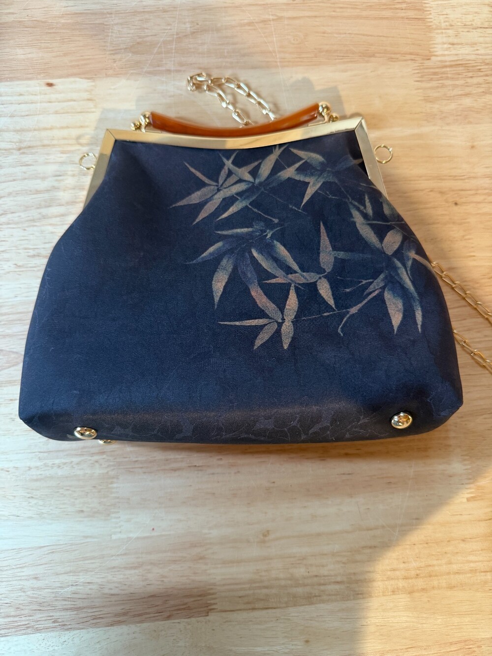 Chinese Handbag Clutch with Shoulder Strap